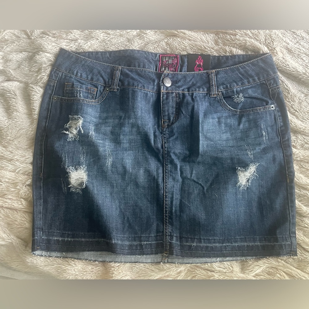 Torrid NWT size 14 denim skirt